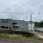 LOTE 000 - BARRACÃO INDUSTRIAL medindo aprox.  2.200 M2 localizado em  ASSAI PR.