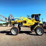 LOTE 000 - PULVERIZADOR 3000S PLA – MARCA PLA – Modelo 3000S – Ano Fabricação 2010 – Litros: 3000 Lts – Barra 30 Mts -