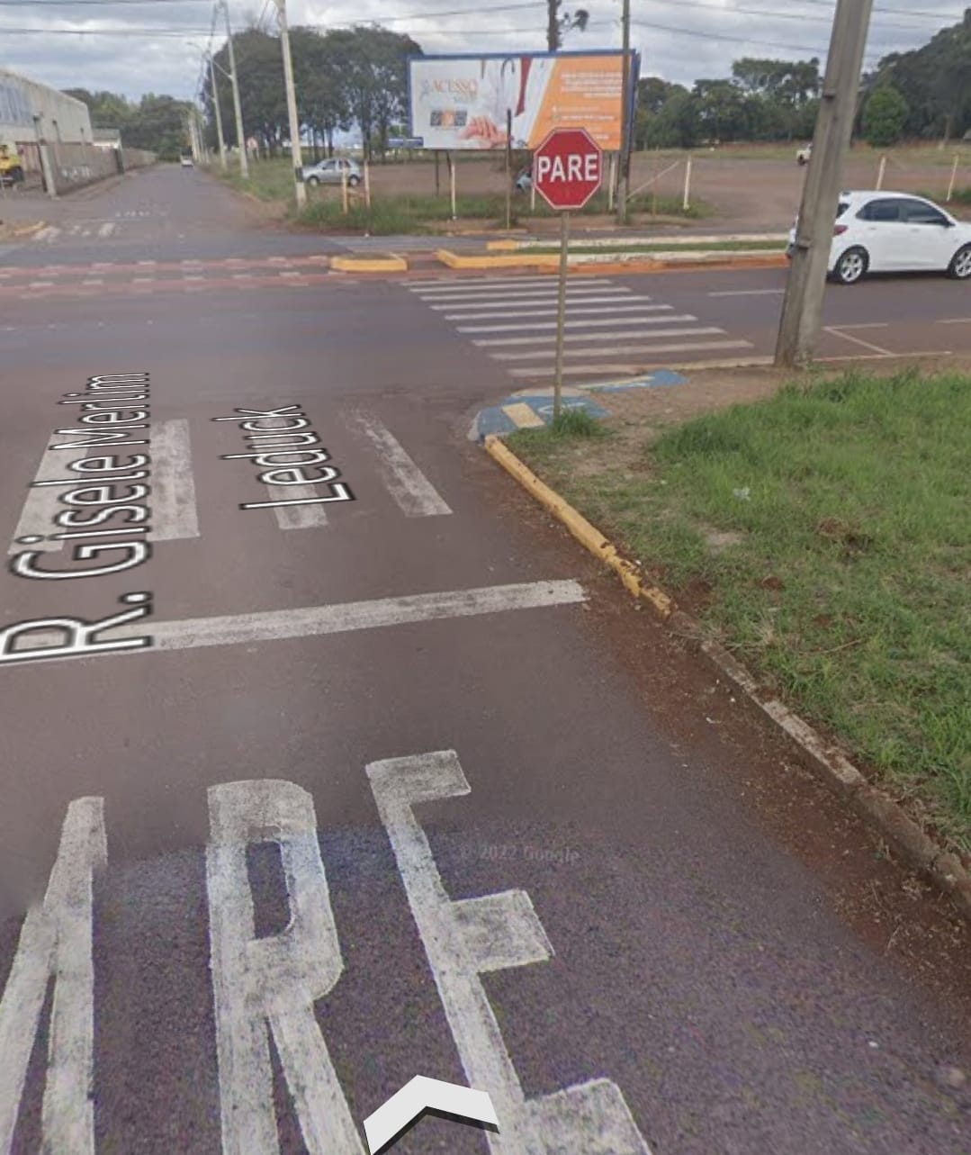 Terreno Comercial Toledo Pr. ( 1.067 M2) Avenida Parigot De Souza., localizado em Toledo - PR