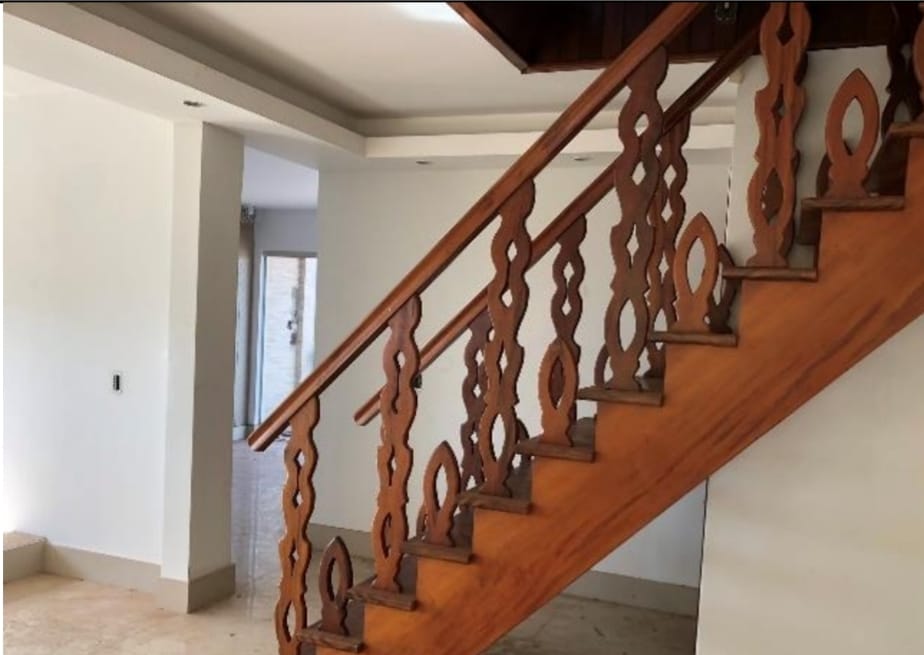 SALA COMERCIAL 180 m2 + SOBRADO em ALVENARIA . TOTAL DE 390 m2 em ROLÂNDIA PR, localizado em Rolândia - PR