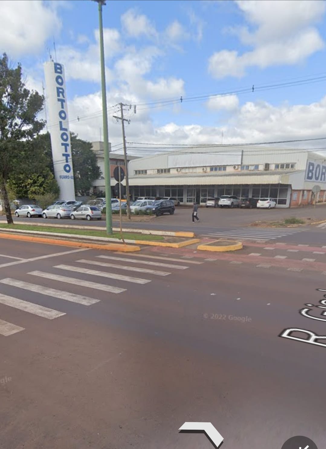 Terreno Comercial Toledo Pr. ( 1.067 M2) Avenida Parigot De Souza., localizado em Toledo - PR