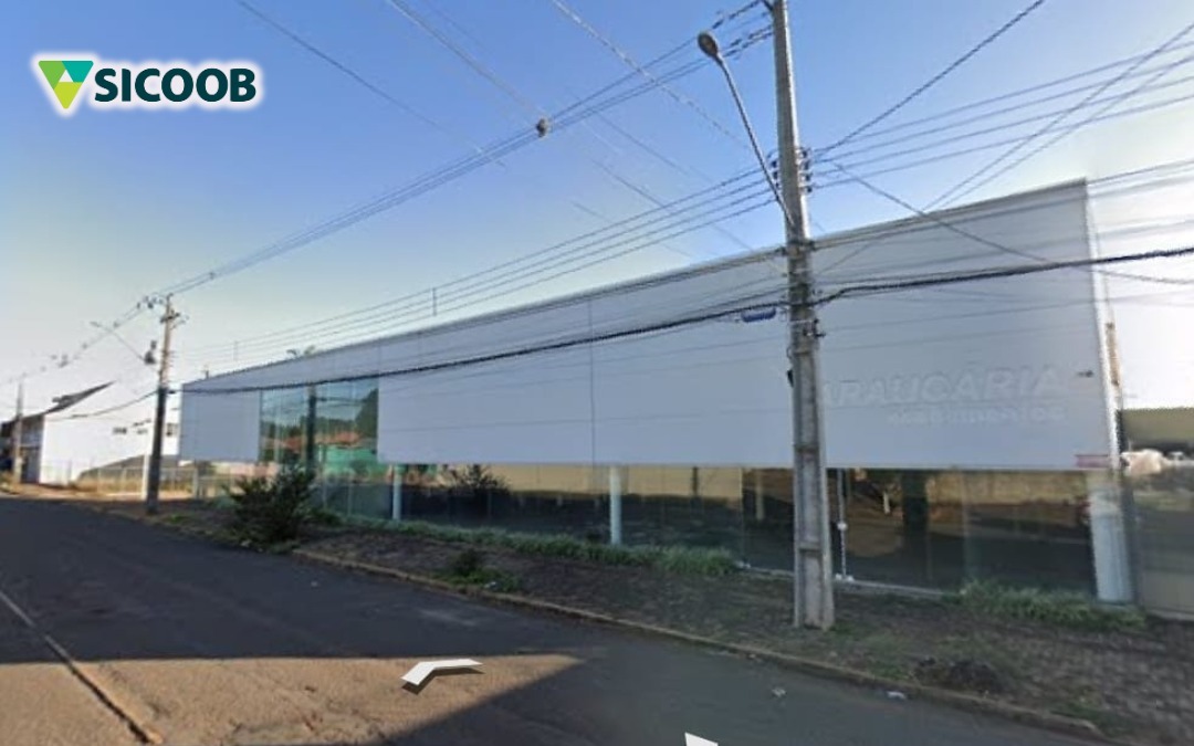 BARACÃO COMERCIAL de 945,51 m2  E TERRENO de 1093,07 m2 em   ROLÂNDIA PR