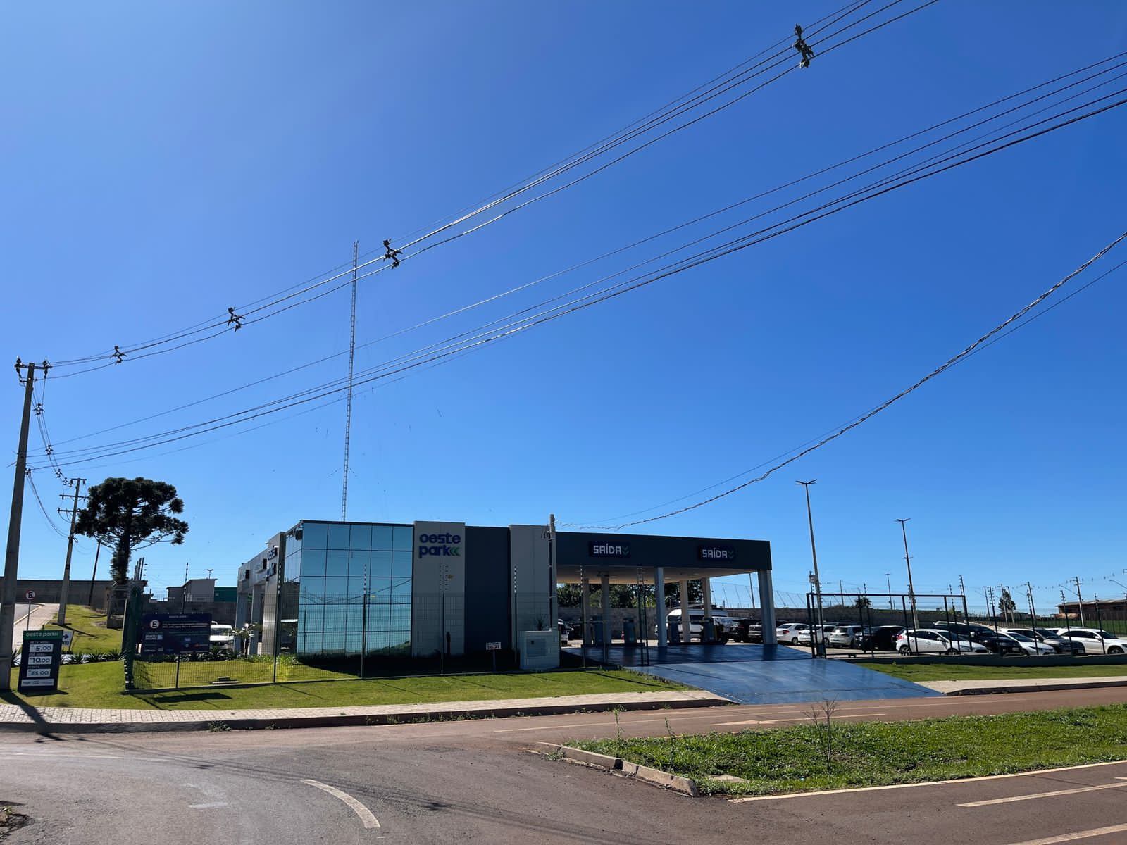 TERRENO COM 6.795 M2 - NO AEROPORTO DE CASCAVEL PARANA, localizado em Cascavel - PR