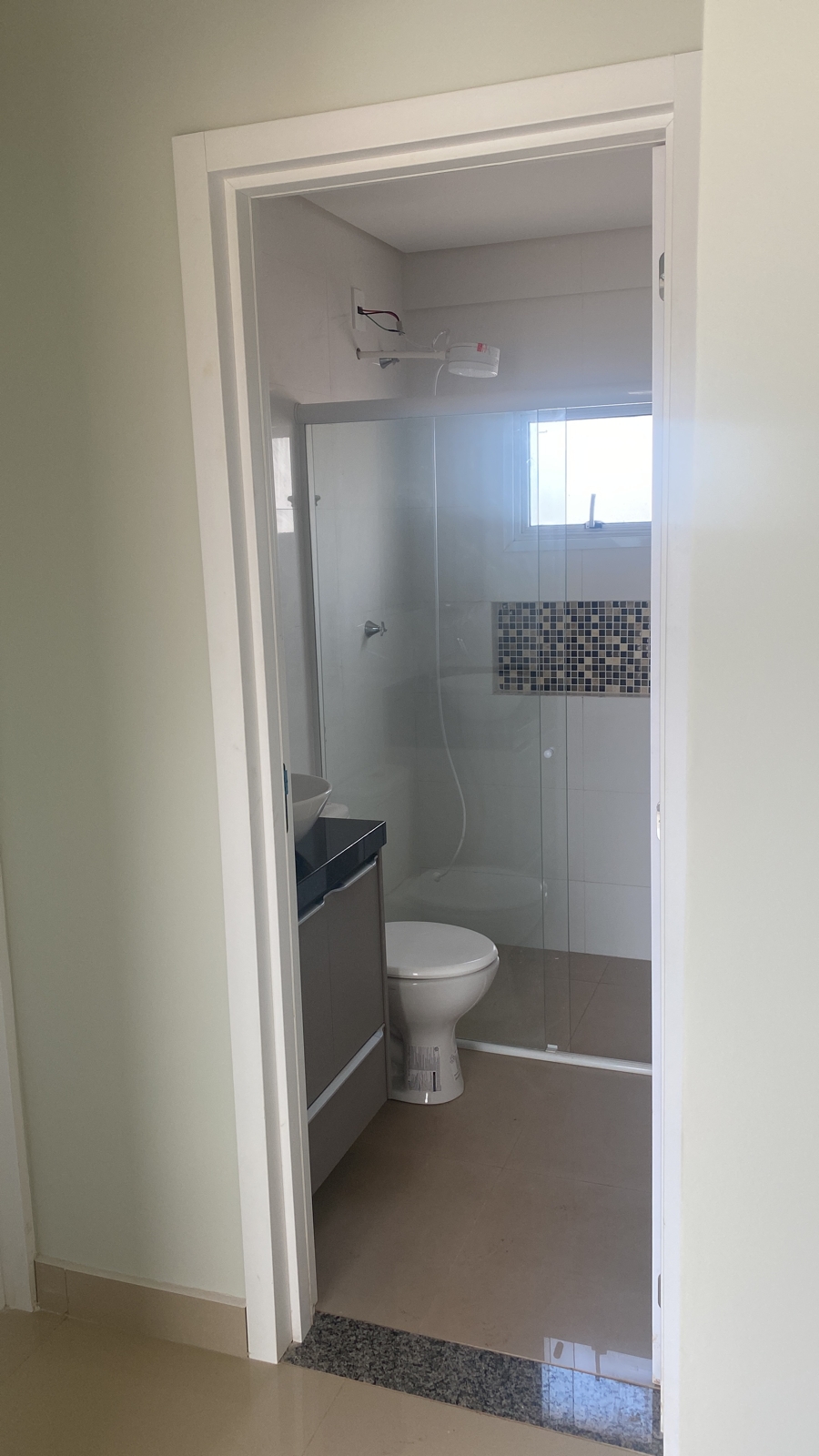 APARTAMENTO COM 62 M2 AREA TOTAL BAIRRO SANTA CRUZ PROXIMO UNIVEL - NOVO AREA UTIL 45,40 M2