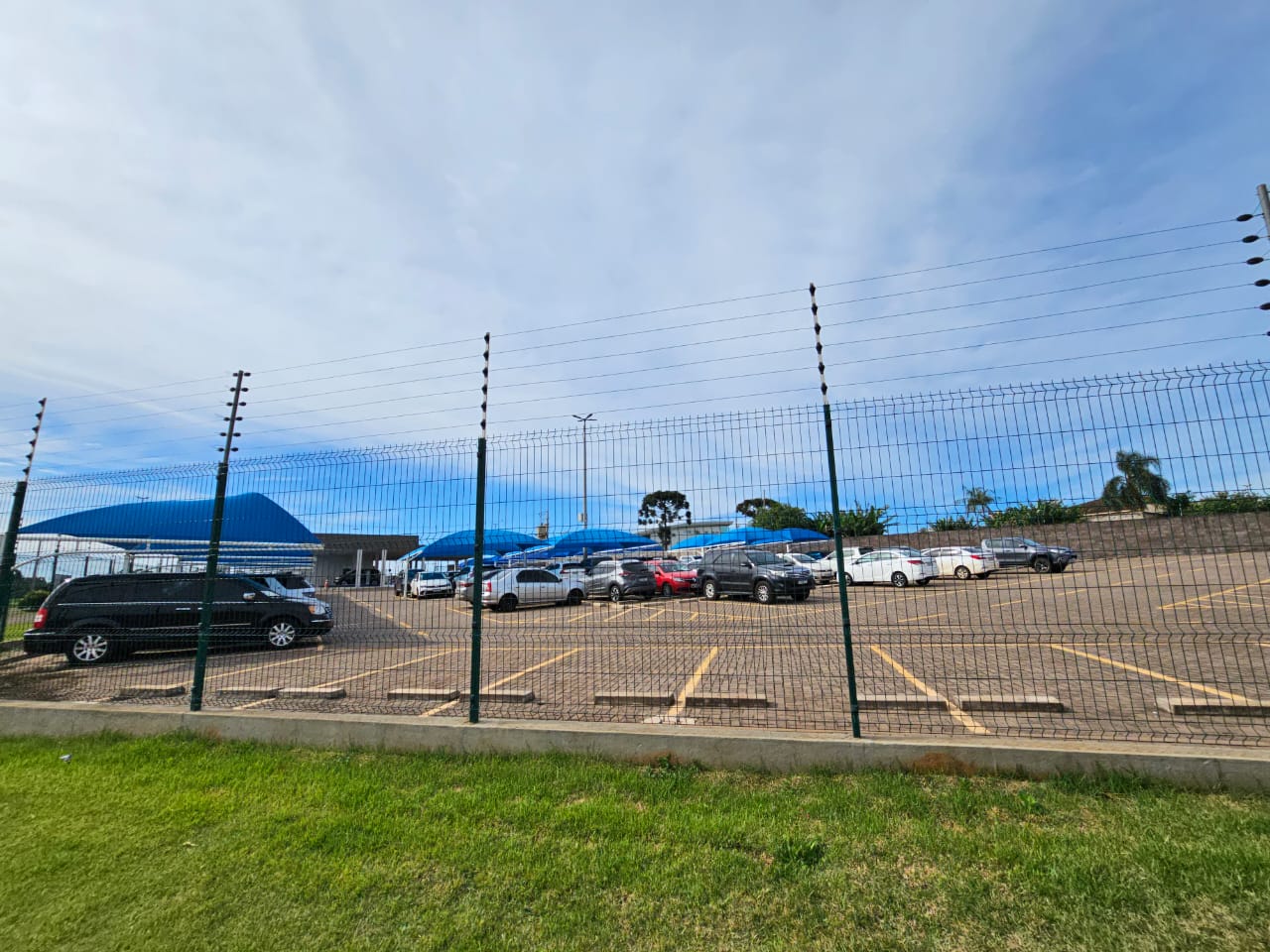 TERRENO COM 6.795 M2 - NO AEROPORTO DE CASCAVEL PARANA, localizado em Cascavel - PR