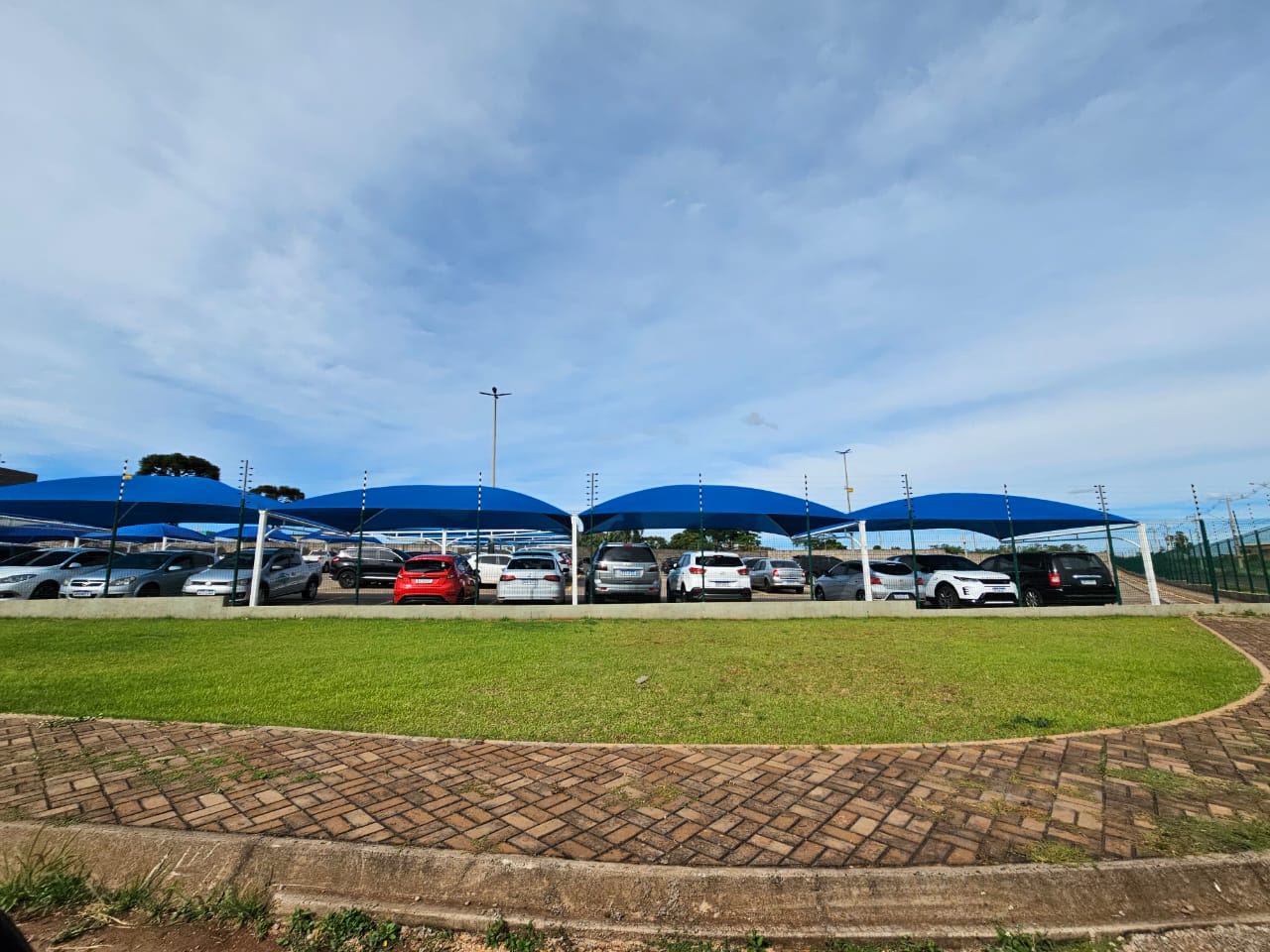 TERRENO COM 6.795 M2 - NO AEROPORTO DE CASCAVEL PARANA, localizado em Cascavel - PR