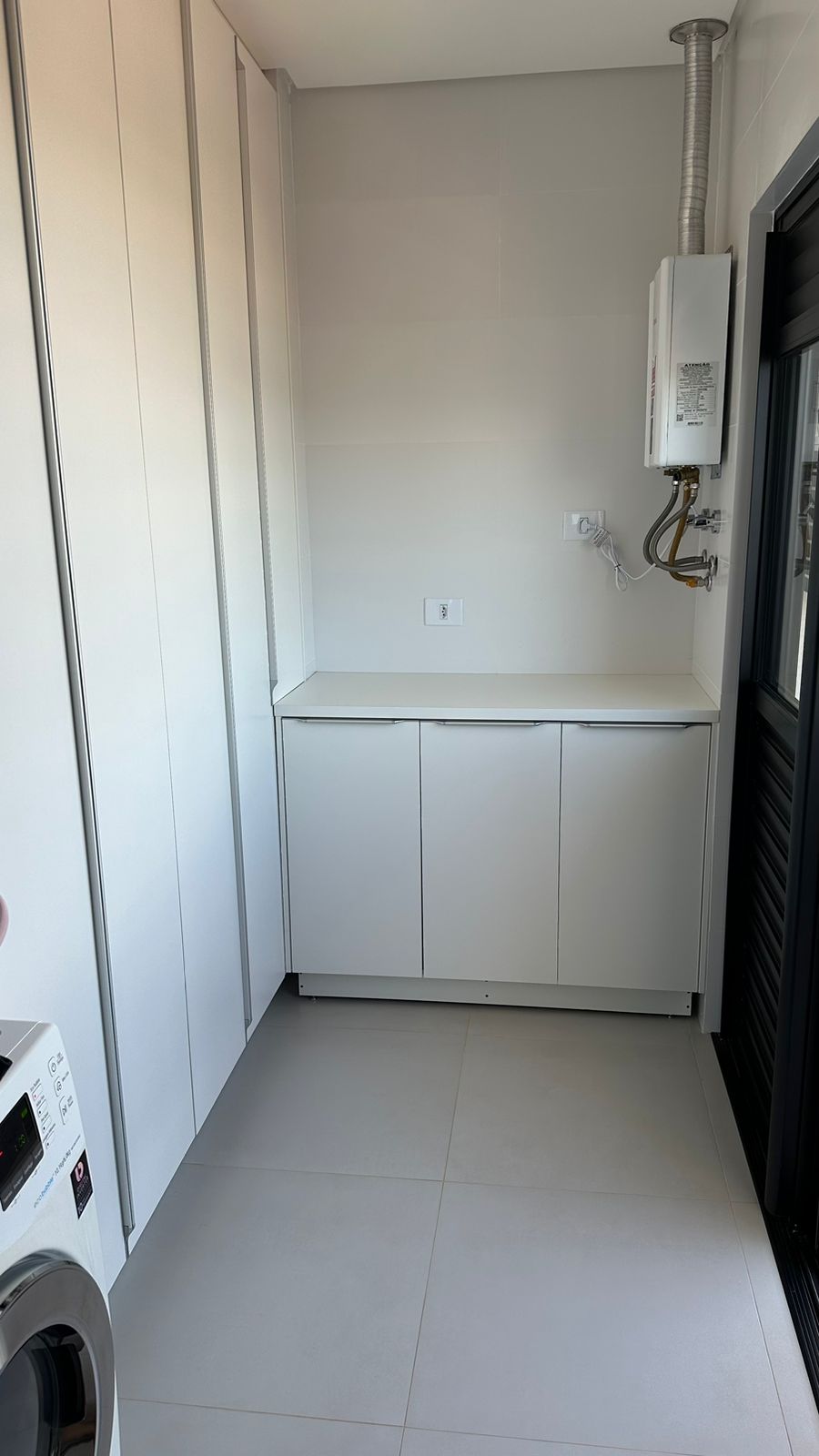 APARTAMENTO COM 124,18 M2 AREA PRIVATIVA E 194,26 M2 AREA UTIL CASCAVEL PR, localizado em Cascavel - PR