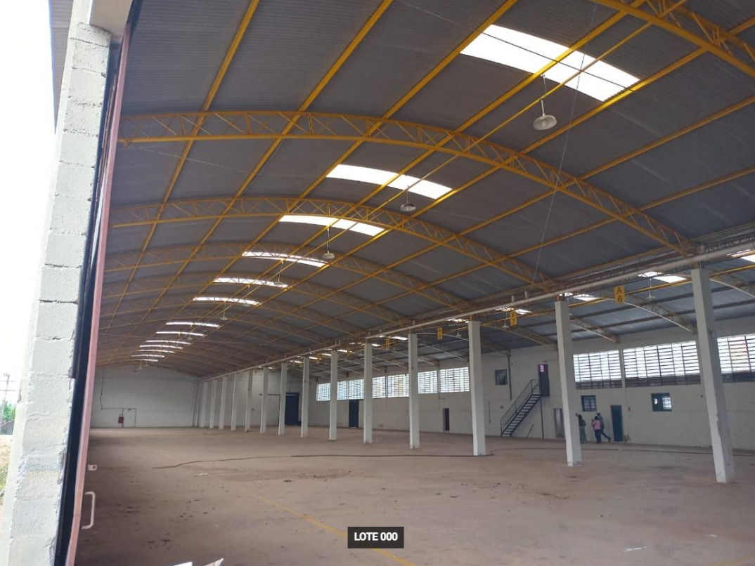 AREA INDUSTRIAL ITATIBA SP - COM AREA DE 36.000 METROS E BARRACÃO DE 3 MIL M2