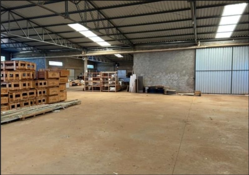 Barracão Industrial Medindo Aprox. 854 M2 Localizado Em Assai Pr., localizado em Assaí - PR