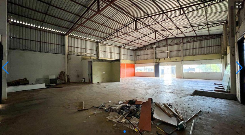Barracão Comercial Em Medianeira - Pr Rua Florença, 121 • 607,00m² Medianeira - Pr, localizado em Medianeira - PR, bairro Medianeira