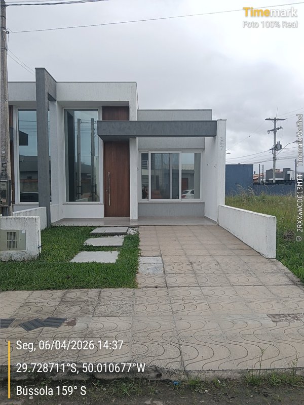 Terreno De 137,50 M2 Praia Guarani - Capão Da Canoa Rs ( Imovel Com 79,40m2), localizado em Capão Da Canoa - RS