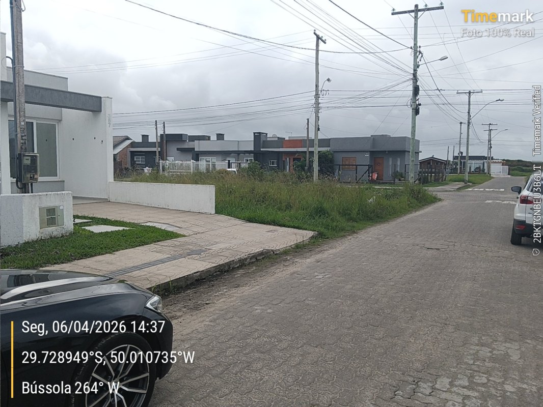 Terreno De 137,50 M2 Praia Guarani - Capão Da Canoa Rs ( Imovel Com 79,40m2), localizado em Capão Da Canoa - RS