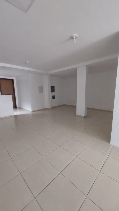 Sala Comerical Centro Cascavel Pr Com 157 M2 Area Total E 106 M2 Area Privativa, localizado em Cascavel - PR, bairro Centro