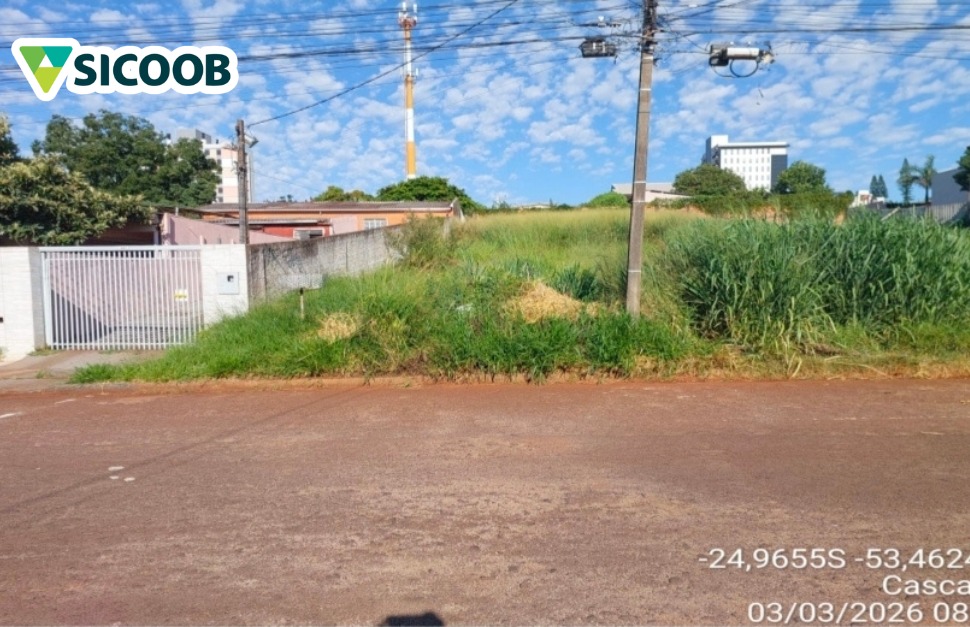 Diversos Imoveis Em Cascavel Pr - 03 Casas + 1 Terrreno De 945 M2 ( Diversas Matrículas), localizado em Cascavel - PR