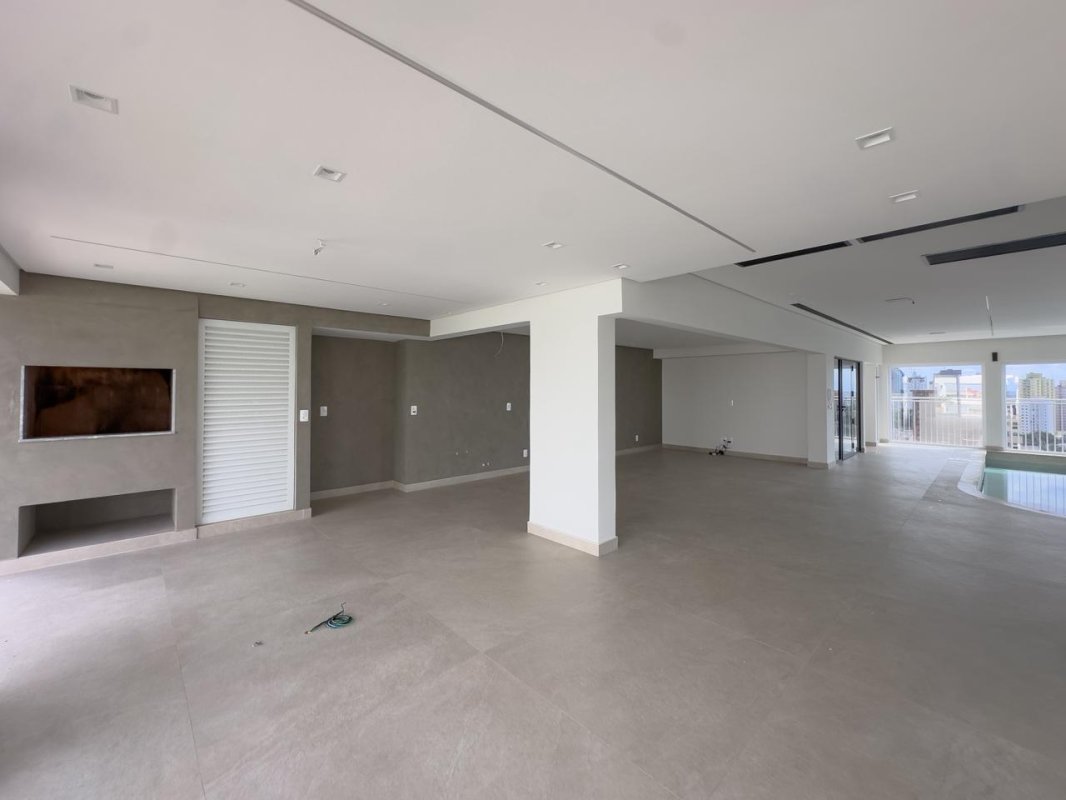 Apto Triplex - Edificio Grand Ville - Cascavel Pr ( 544 M2 Area Privativa ), localizado em Cascavel - PR, bairro Centro