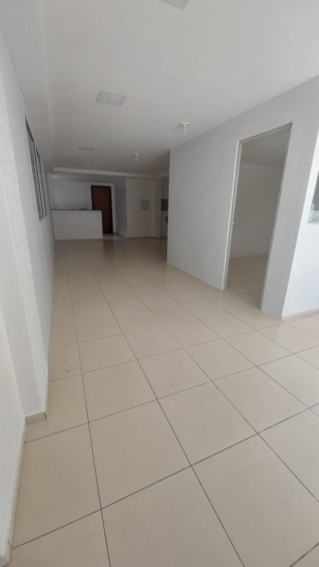 Sala Comerical Centro Cascavel Pr Com 157 M2 Area Total E 106 M2 Area Privativa, localizado em Cascavel - PR, bairro Centro