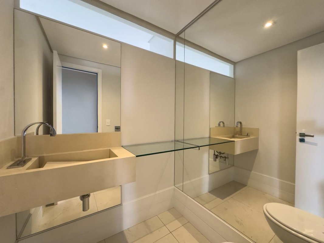 Apto Triplex - Edificio Grand Ville - Cascavel Pr ( 544 M2 Area Privativa ), localizado em Cascavel - PR, bairro Centro